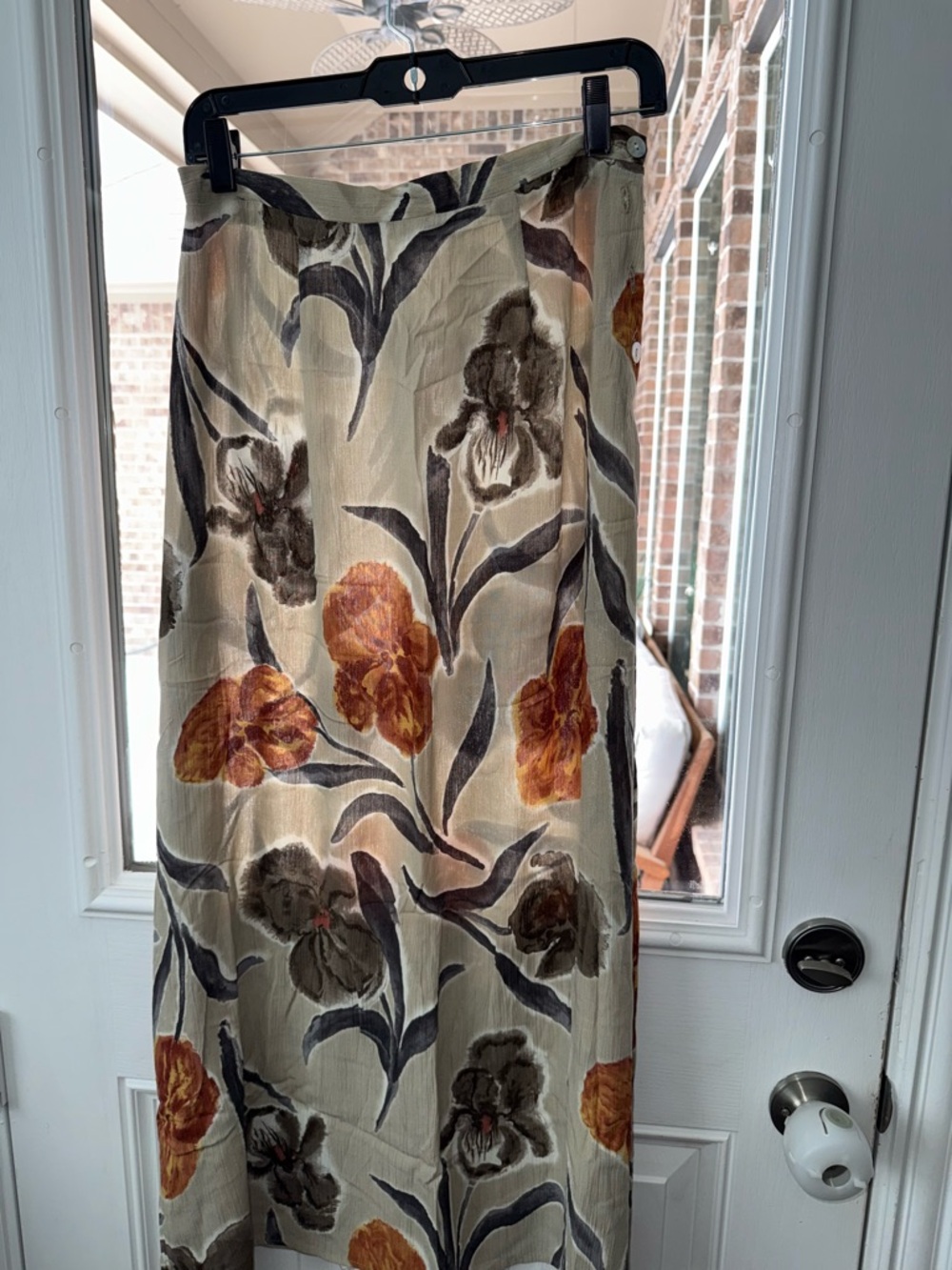 Vintage Sophisticates Floral Midi Skirt in Cream, Brown, Rust - Picture 2 of 6